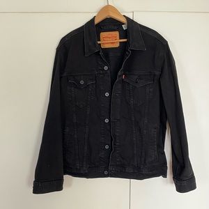 Levi’s Black Denim Jacket Large